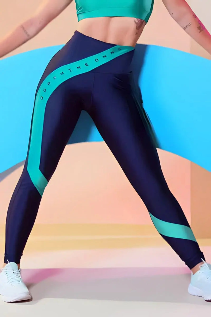Top / Cropped + Legging / Calça