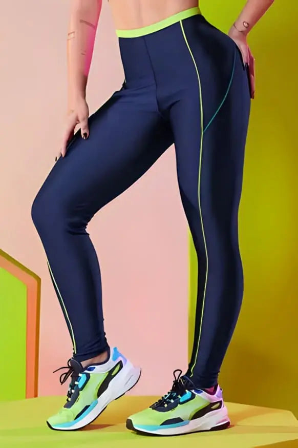 Top / Cropped + Legging / Calça